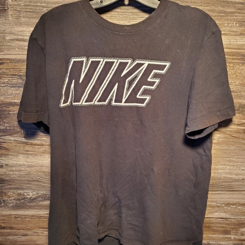 Nike Mens Medium Dri-FIT Swoosh Training T-Shirt in Black/White,‎
